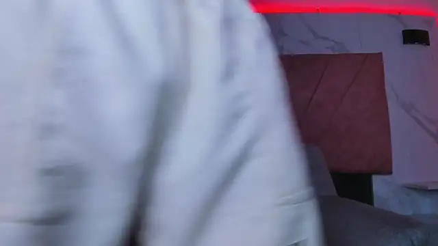 HellAndDante_'s cam snapshot