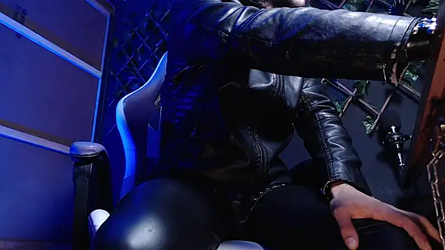 Dicaprioo_'s cam snapshot