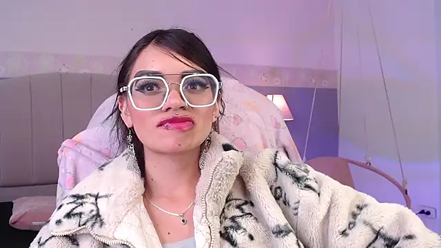 Emerald_gh's cam snapshot