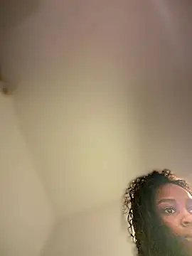 CharlottX's cam snapshot