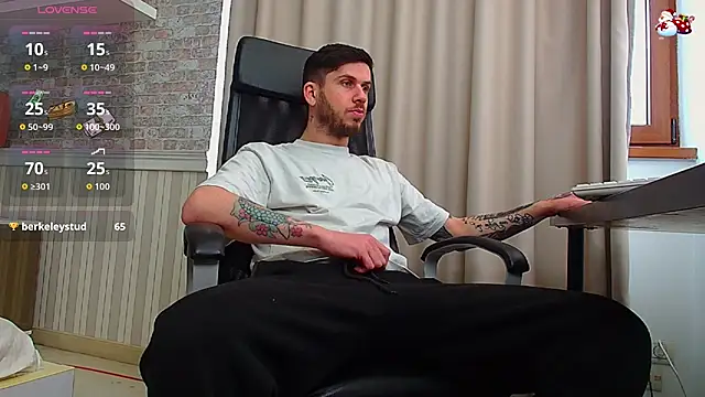 JonahShaw live sex cam