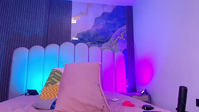 abbyrouss_'s cam snapshot