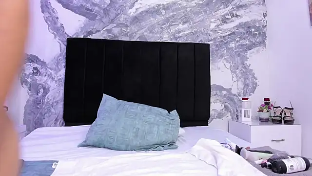 lilithDraven_'s cam snapshot