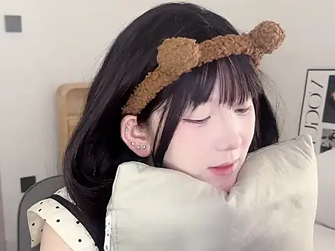 lnua-lnua's cam snapshot