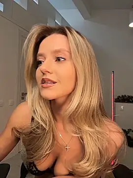 Emeli_Blur's cam snapshot