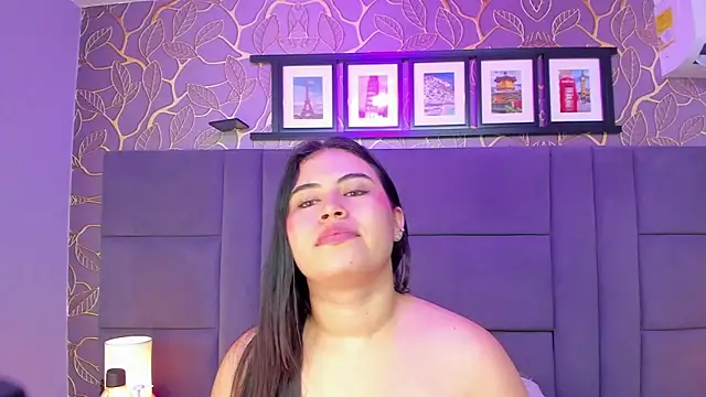 monserrat_cutte's cam snapshot