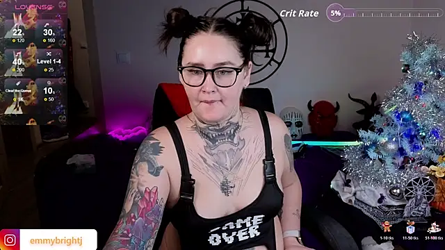 Emmybrightj_'s cam snapshot