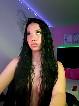 SallyWhitee's cam snapshot