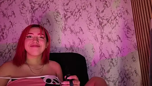 sweetcherryyy_'s cam snapshot