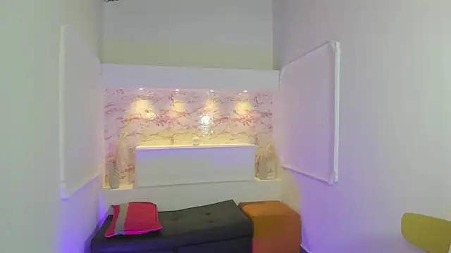 CataGreen1's cam snapshot