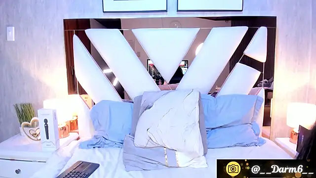 Lia_Simons's cam snapshot