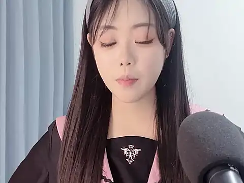 smalldaisy's cam snapshot