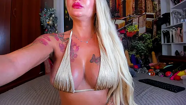 NikkaHOTx live sex cam