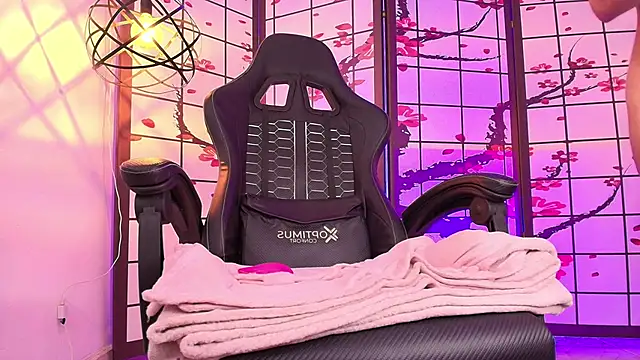 Victoria_Adams14's cam snapshot