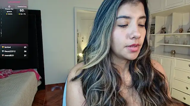 nina_moen's cam snapshot