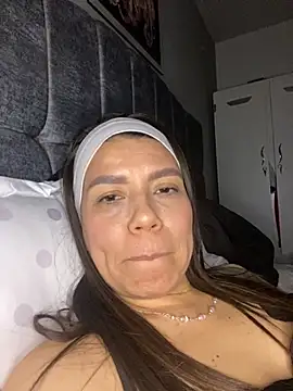 martina_contreras's cam snapshot