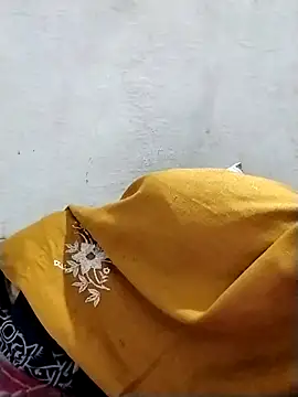 Cute-Naavya's cam snapshot