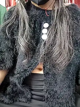 Ruhi_07's cam snapshot