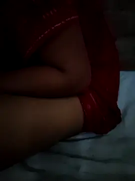 POOJACOUPLE's cam snapshot