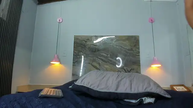 luna-vc's cam snapshot