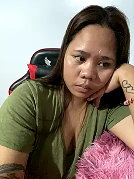 LovelyTits4Daddy's cam snapshot