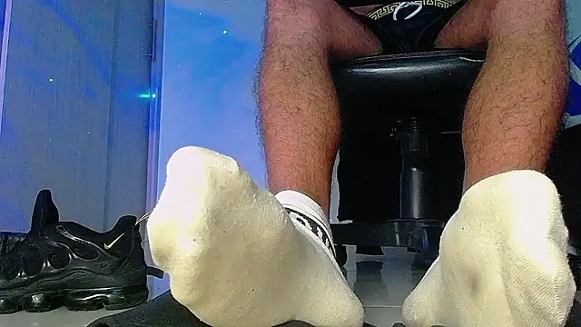 Sir_kev66 live sex cam