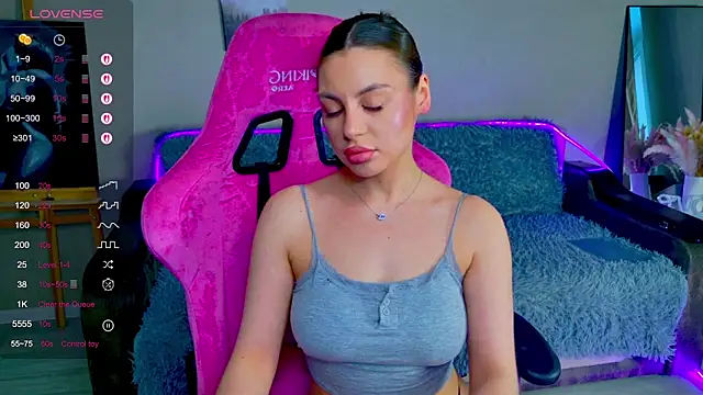 KristyDolly's cam snapshot