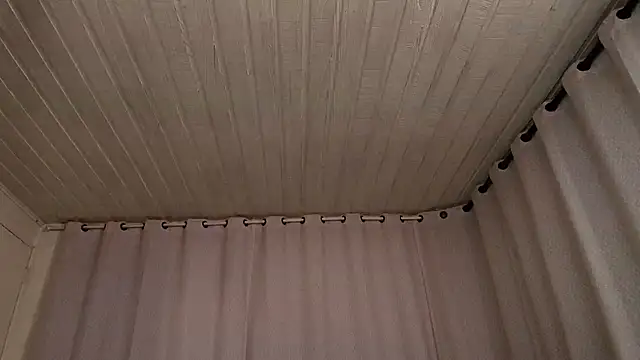 Swetisabella01's cam snapshot