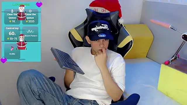 Luky_twink live sex cam