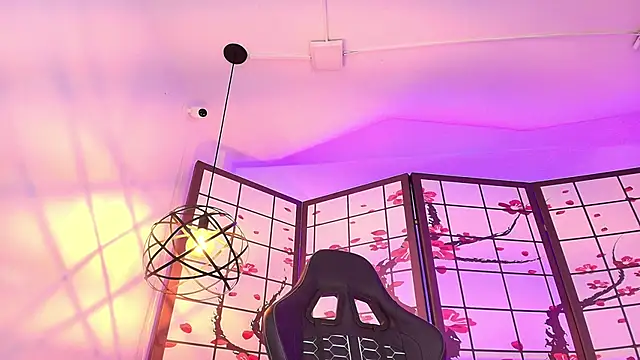 Victoria_Adams14's cam snapshot