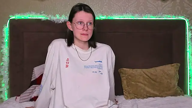 RoxyHerena's cam snapshot