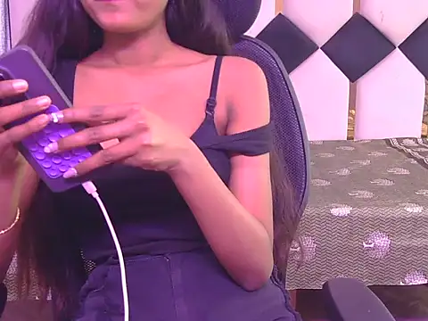 Shinykrishaa's cam snapshot