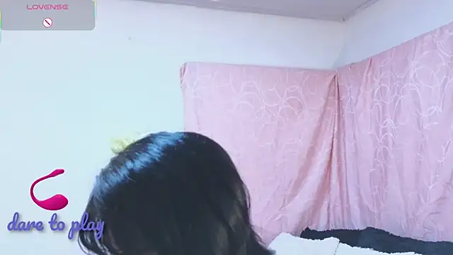 Nahomi_Harper's cam snapshot