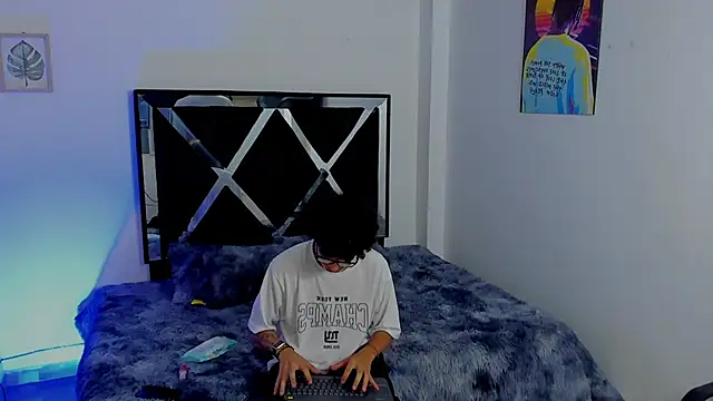 eliasferragamo live sex cam