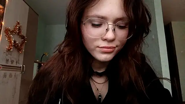 RedheadCuti's cam snapshot