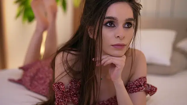 DoviaClaire's cam snapshot