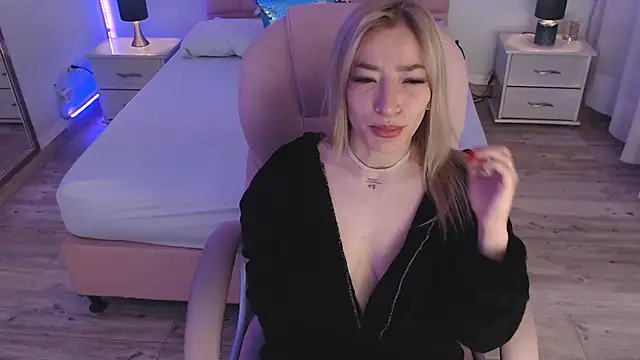 zoe_jones13's cam snapshot