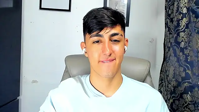 babymaik live sex cam