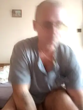 chcem1975 live sex cam