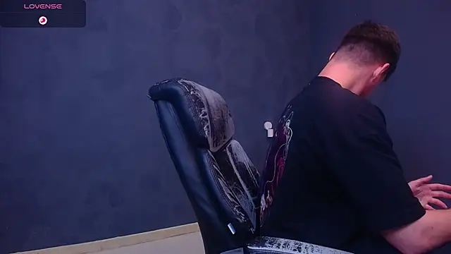 EnzoRace's cam snapshot