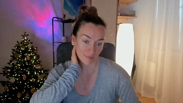 RebeccaMartinez live sex cam