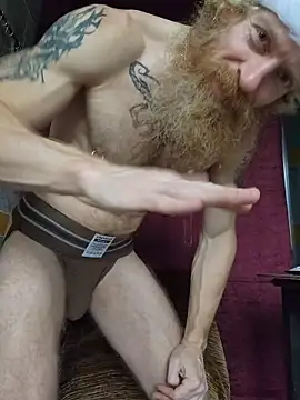Gingerbeard40 live sex cam