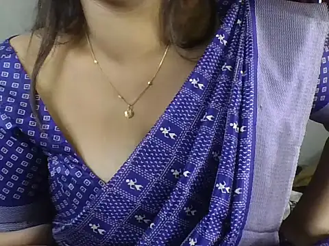 Sexy-Shalinii live sex cam