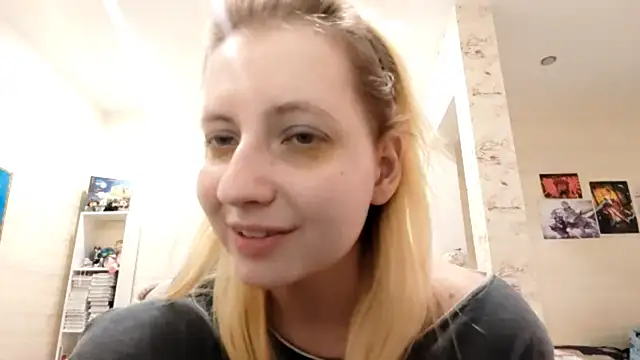 Mona_Bergytas's cam snapshot