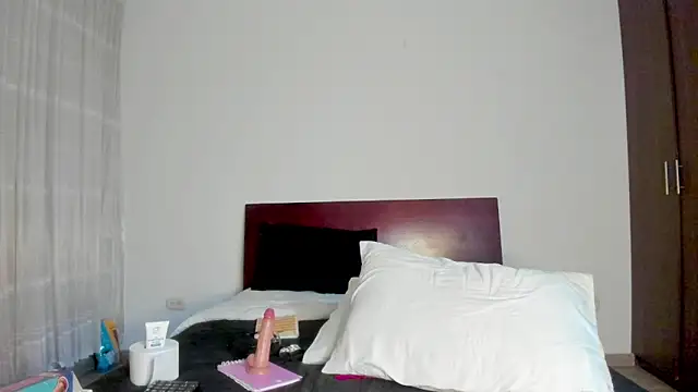 Hott_Hanna live sex cam