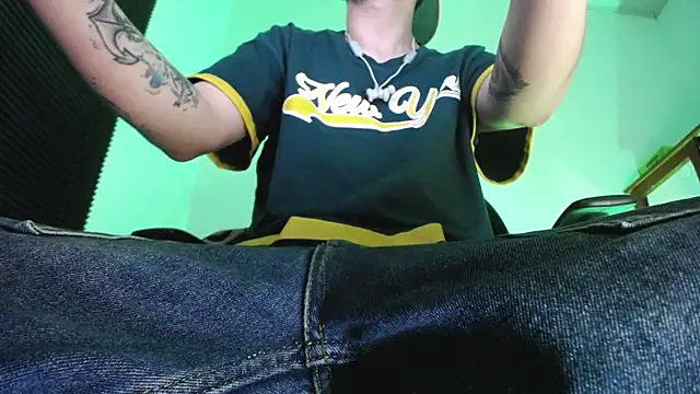 zacwatson_'s cam snapshot