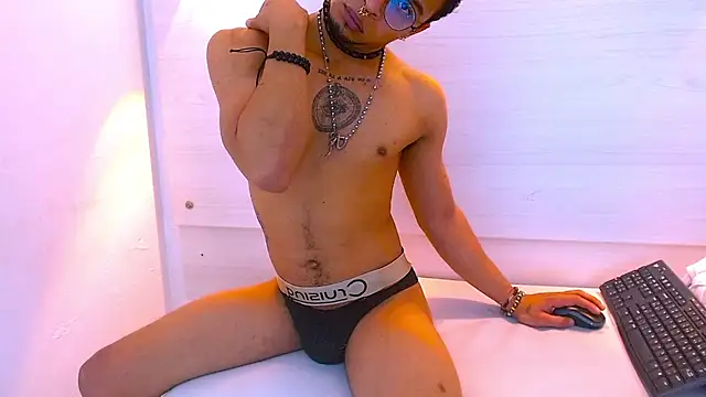 Jayden_Morris's cam snapshot