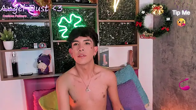 Angeldust19 live sex cam