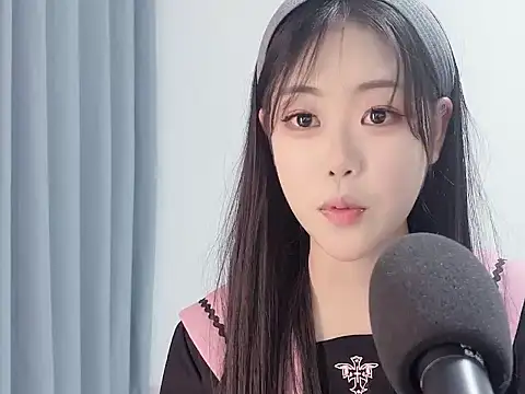 smalldaisy's cam snapshot