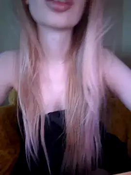 Elza_kom's cam snapshot